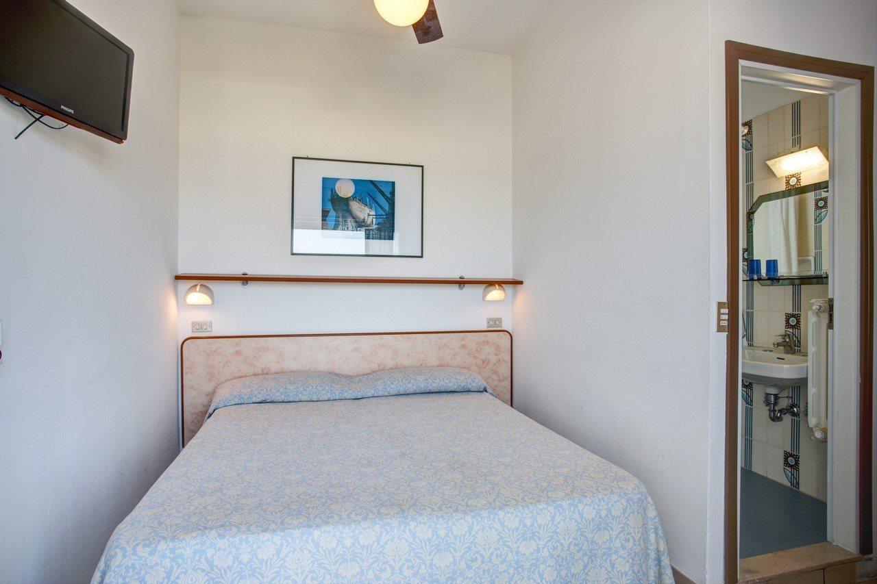 Hotel Lungomare Cervia Exteriör bild