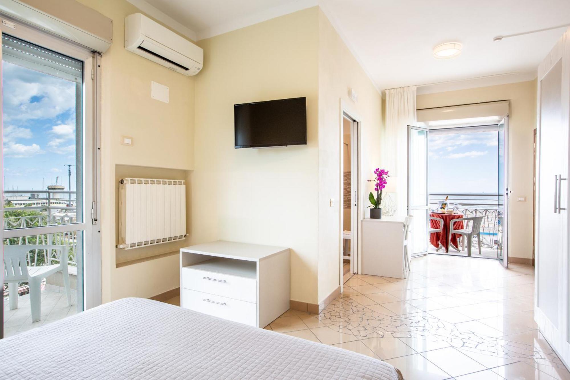 Hotel Lungomare Cervia Exteriör bild