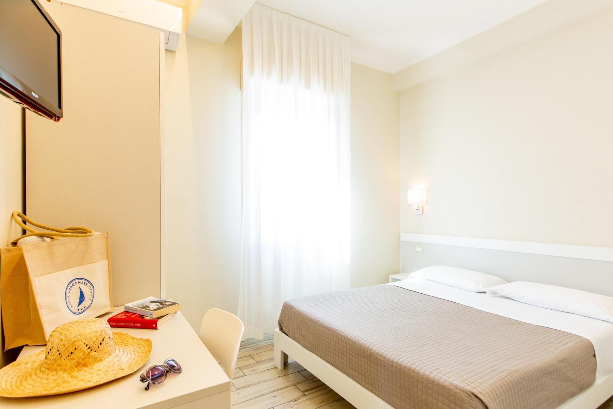 Hotel Lungomare Cervia Exteriör bild